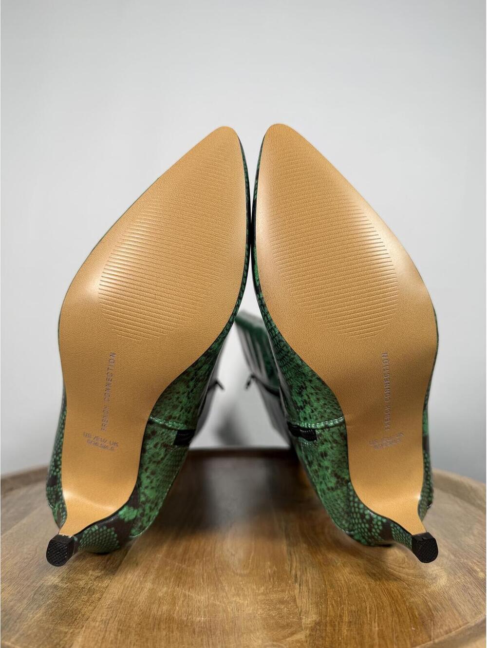 French Connection Green Snakeskin Heeled Boots Pointed Toe Size 6 NWB - Picture 4 of 12